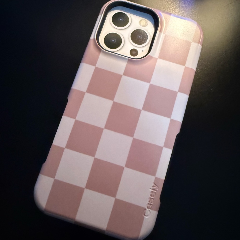 iPhone 16 Pro pro Max Neutral Checkerboard Case - Mag Safe